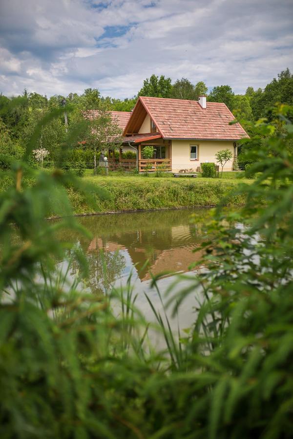 Domki Nad Stawem. Polanczyk Ngoại thất bức ảnh